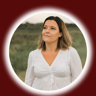 Brunet Adeline thérapeute spécialisée en sophrologie numérologie psychogénéalogie Près de Caen Epron Cagny Rots